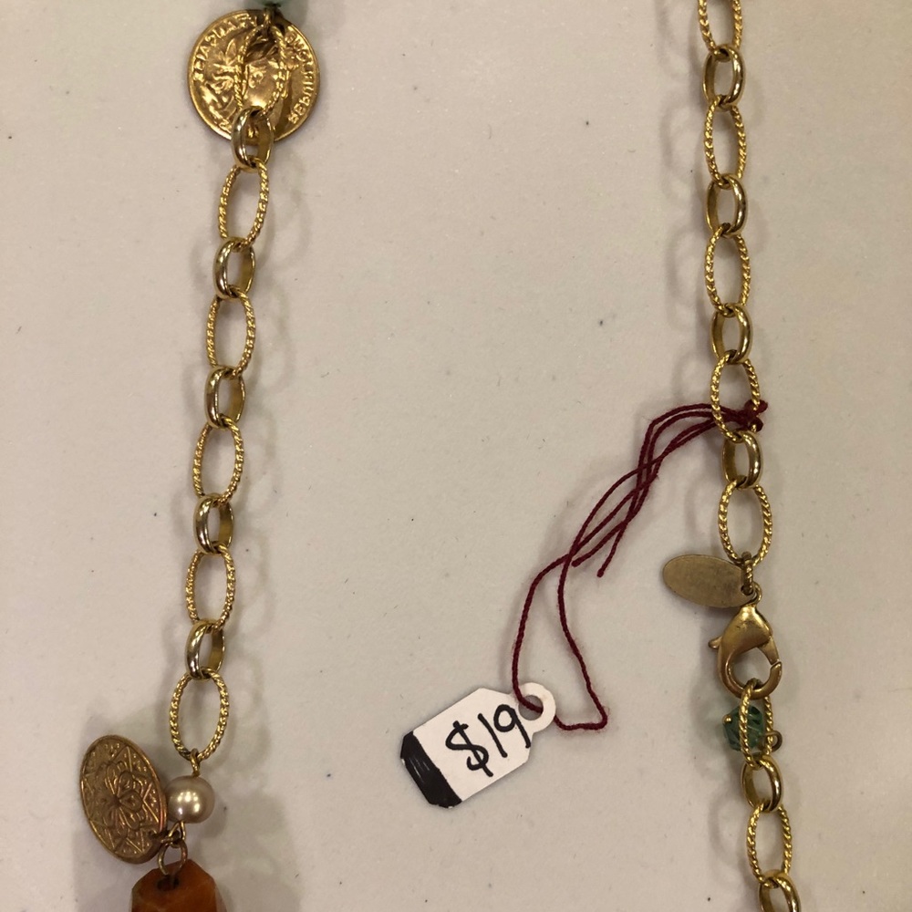 NWT Necklace